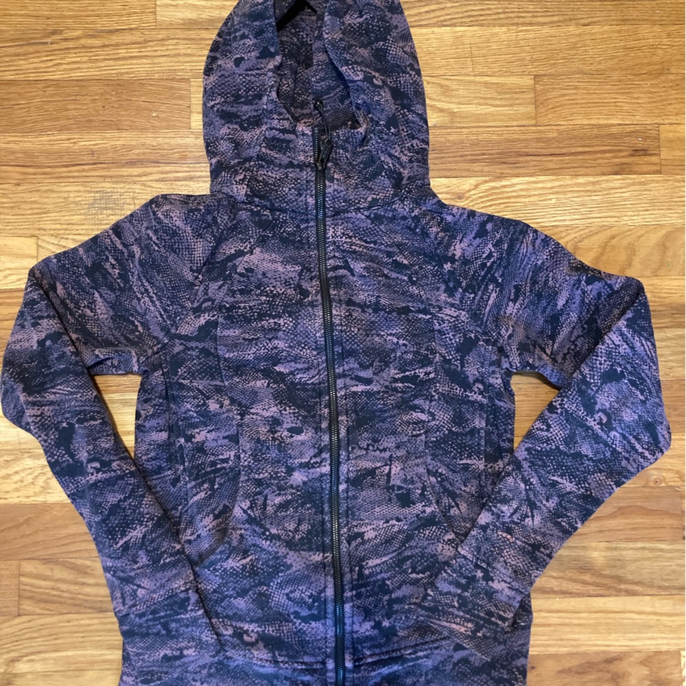 Lululemon Scuba Hoodie Rip Wave Purple Thunder Black